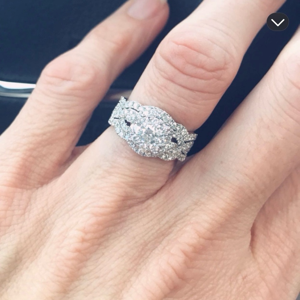 Kay Jewelers white gold wedding ring set.